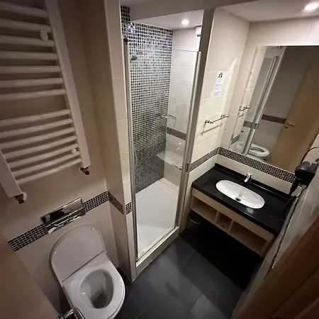 Angela 103 아파트 *